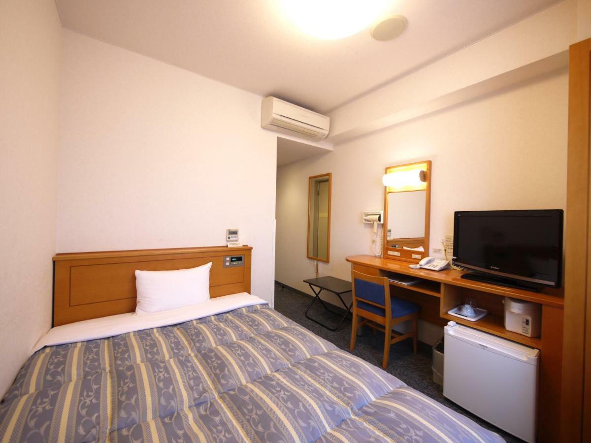 Hotel Route-Inn Niihama Bagian luar foto
